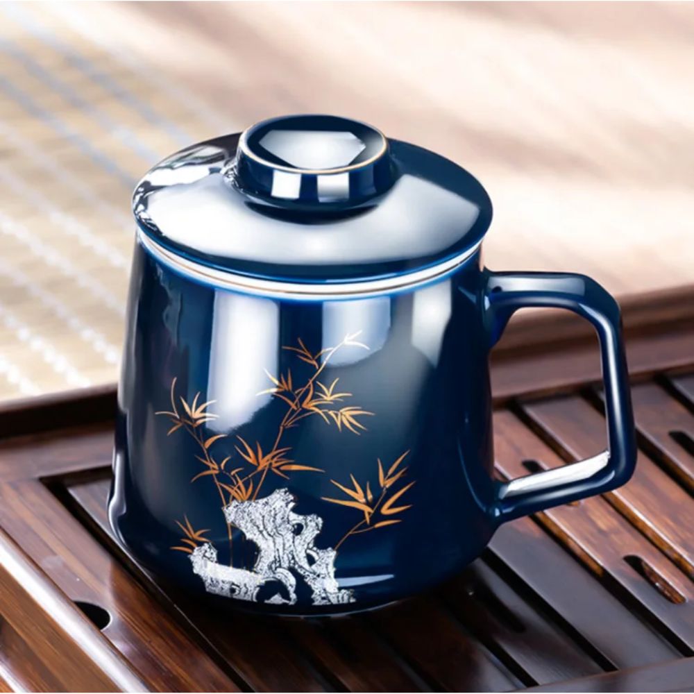 Tasse à thé en céramique avec filtre décor chinois