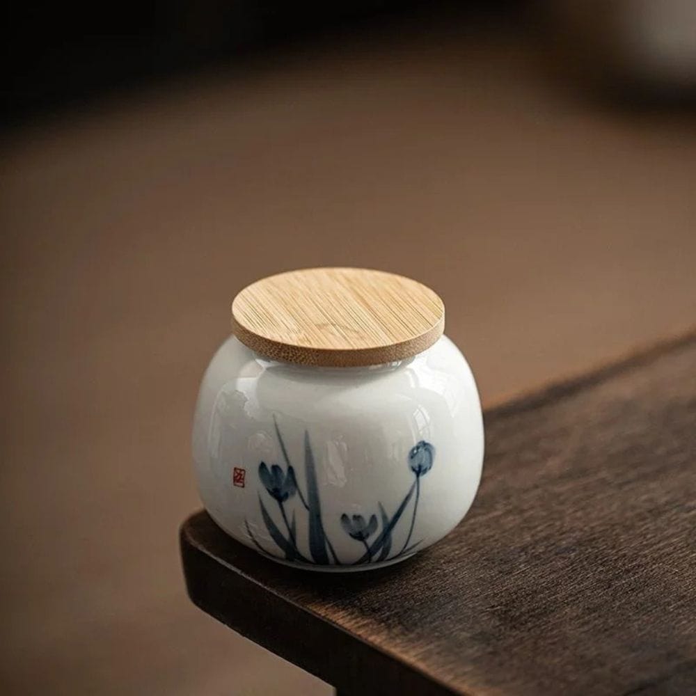 Boîte à thé en céramique bleue décor florale peinte à la main