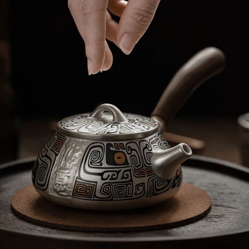 Théière artisanale en argent pur 999 300 ml avec manche latéral