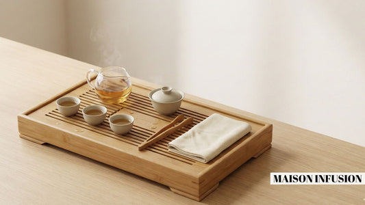 Plateau à Thé : Guide Complet pour Servir avec Élégance