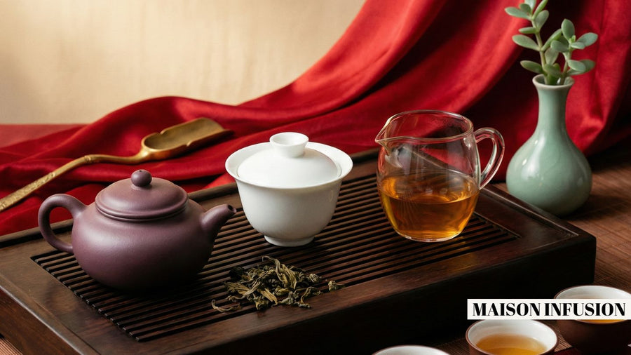 Théière Chinoise : Guide Complet de Yixing au Gaiwan