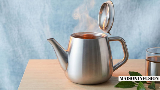 Théière Isotherme : Guide Complet pour Garder votre Thé au Chaud