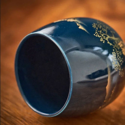 Tasse à thé japonaise noire en céramique