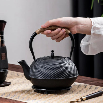 Théière en fonte traditionnelle