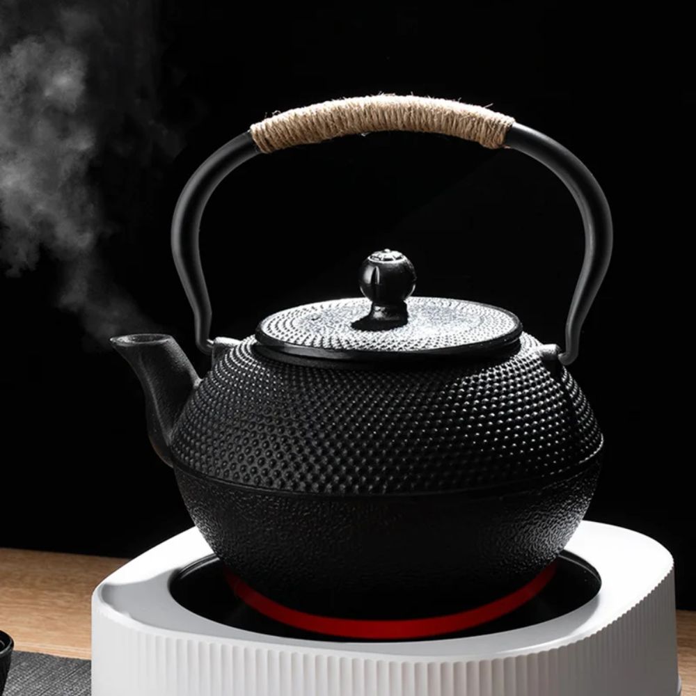 Théière en fonte traditionnelle