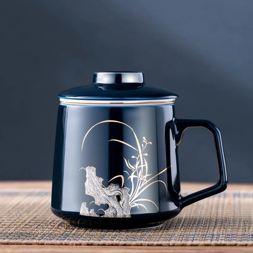 Tasse à thé en céramique avec filtre décor chinois