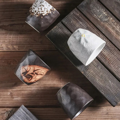 Tasse à thé japonaise en céramique florale