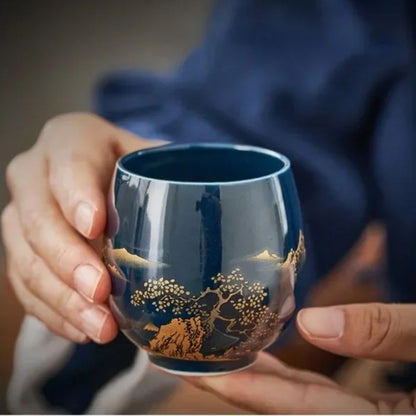 Tasse à thé japonaise noire en céramique