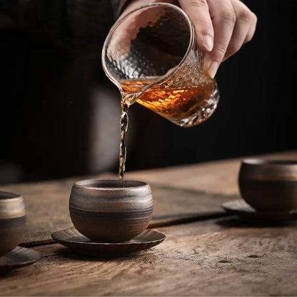 Tasse à thé japonaise en céramique style artisanal pigmenté