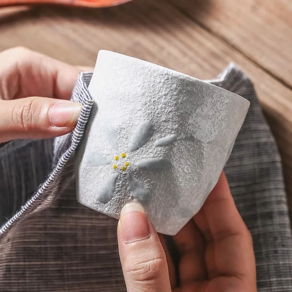 Tasse à thé japonaise en céramique florale