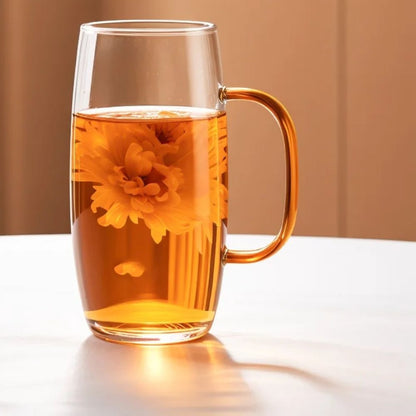 Tasse à thé en verre avec anse