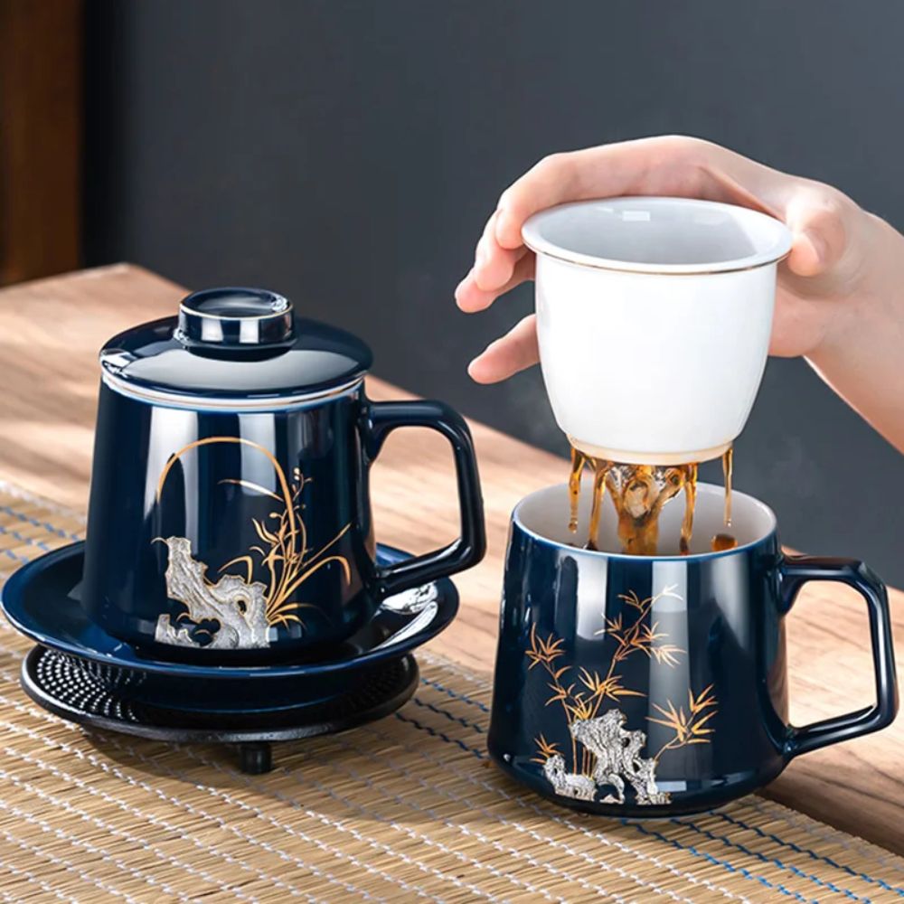 Tasse à thé en céramique avec filtre décor chinois