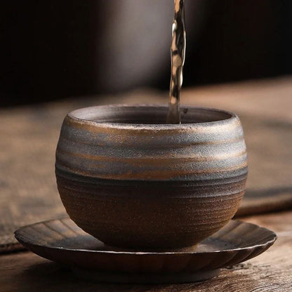 Tasse à thé japonaise en céramique style artisanal pigmenté