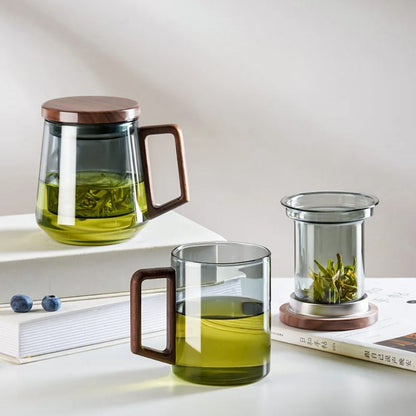 Tasse à thé en verre avec poignée bois