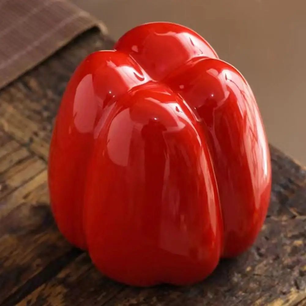 Boîte à thé en céramique forme piment ou fraise