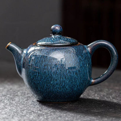 Théière en porcelaine émaillée étoilée