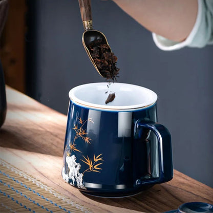 Tasse à thé en céramique avec filtre décor chinois