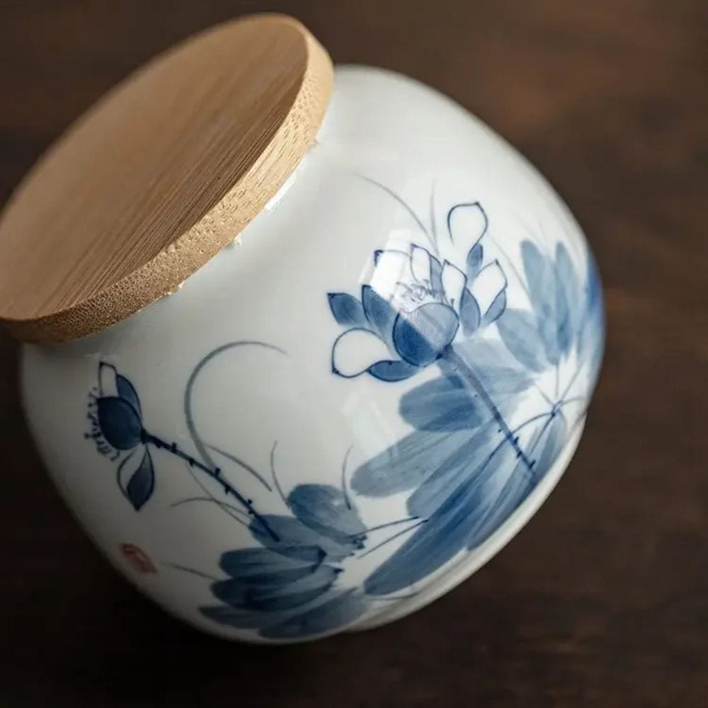 Boîte à thé en céramique bleue décor florale peinte à la main