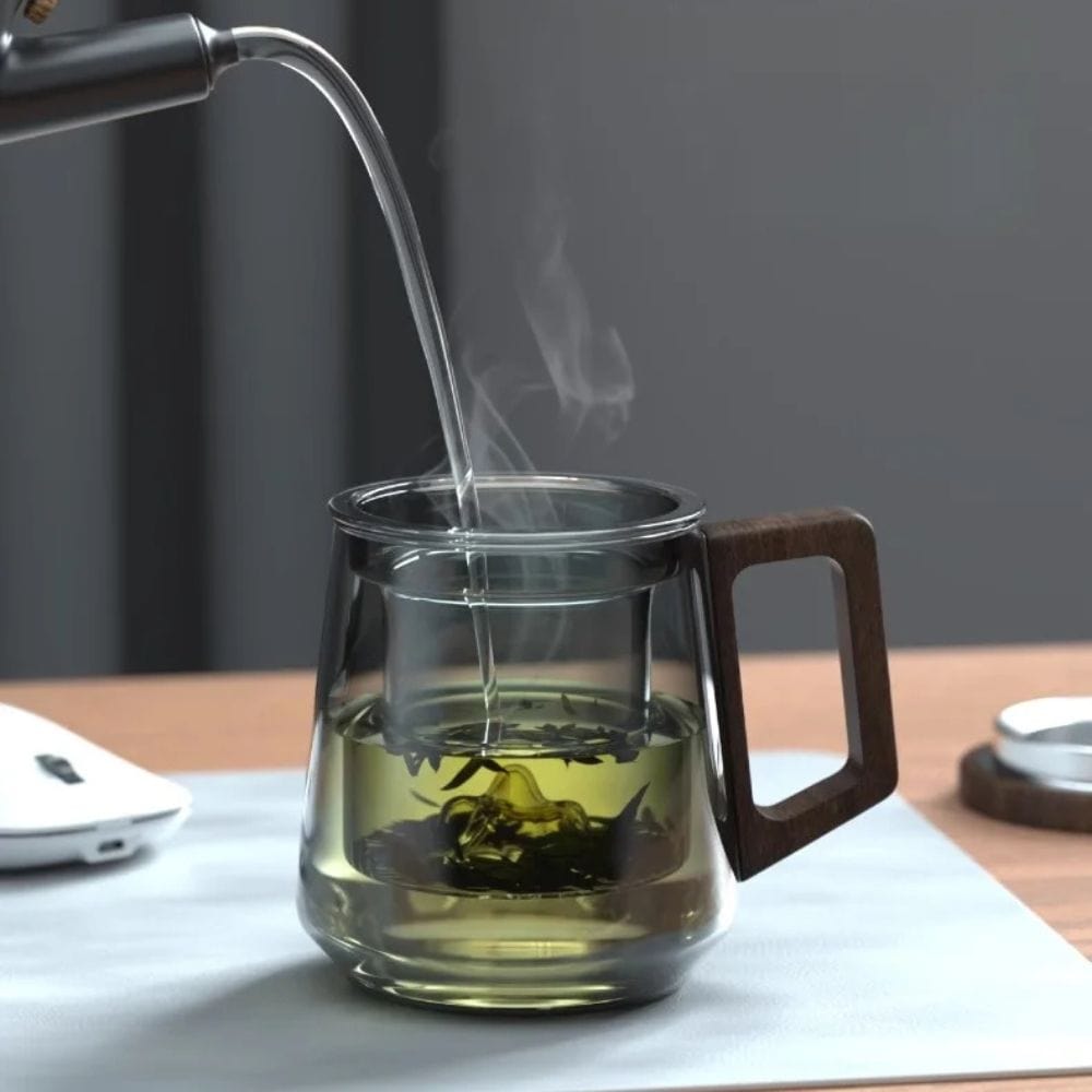 Tasse à thé 525 ml en verre borosilicate anse bois & filtre intégré