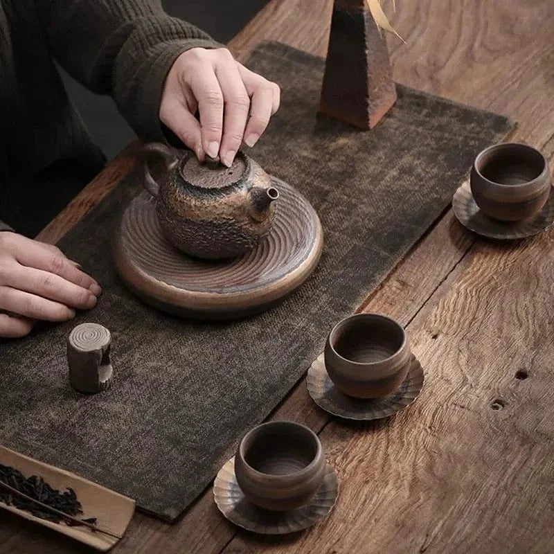 Tasse à thé japonaise en céramique style artisanal pigmenté