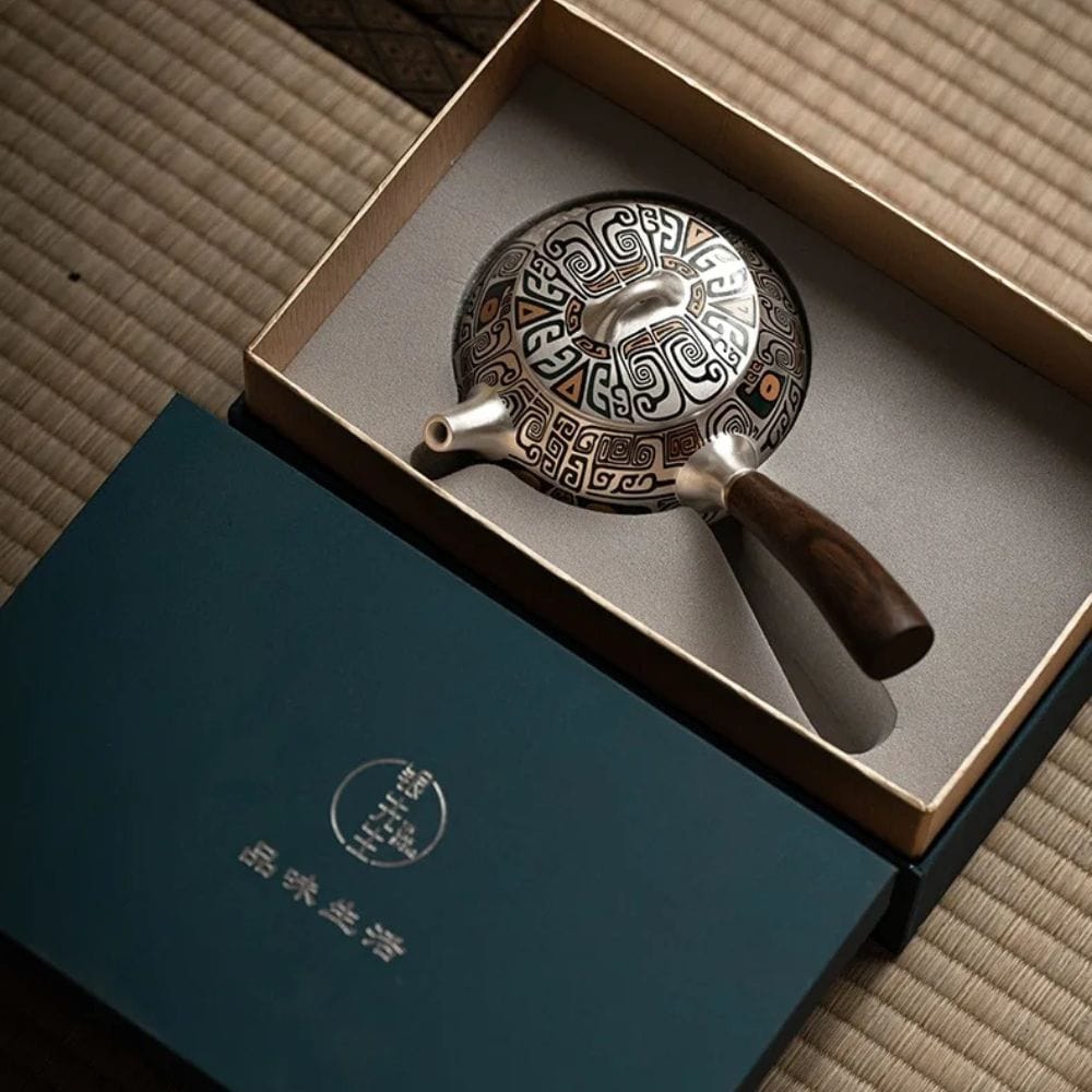 Théière artisanale en argent pur 999 300 ml avec manche latéral