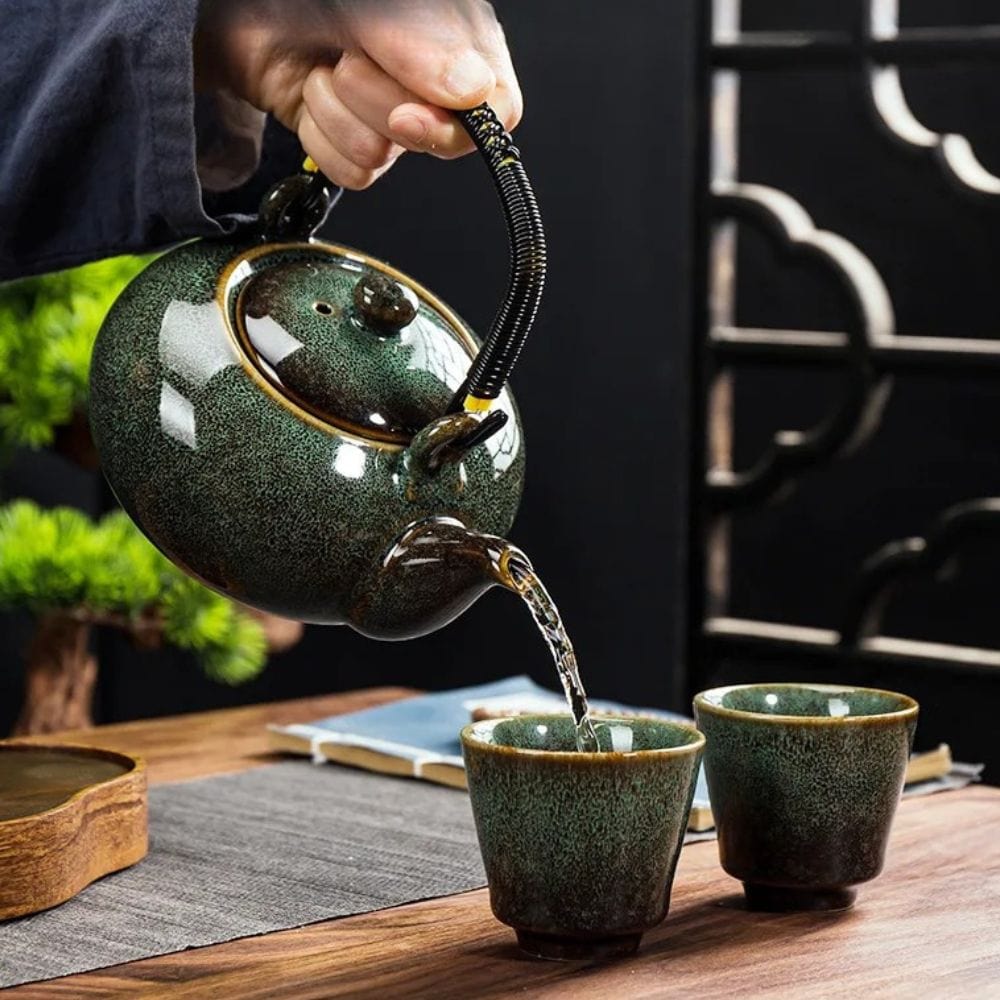 Théière en céramique Tianmu 750 ml glaçure brillante & anse levier